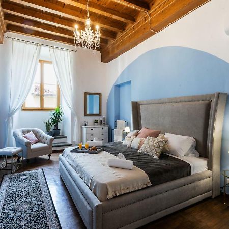 Historic Center Palace - Huge 4 Bedrooms Santa Croce Apartment - By LikehomeFirenze Kültér fotó