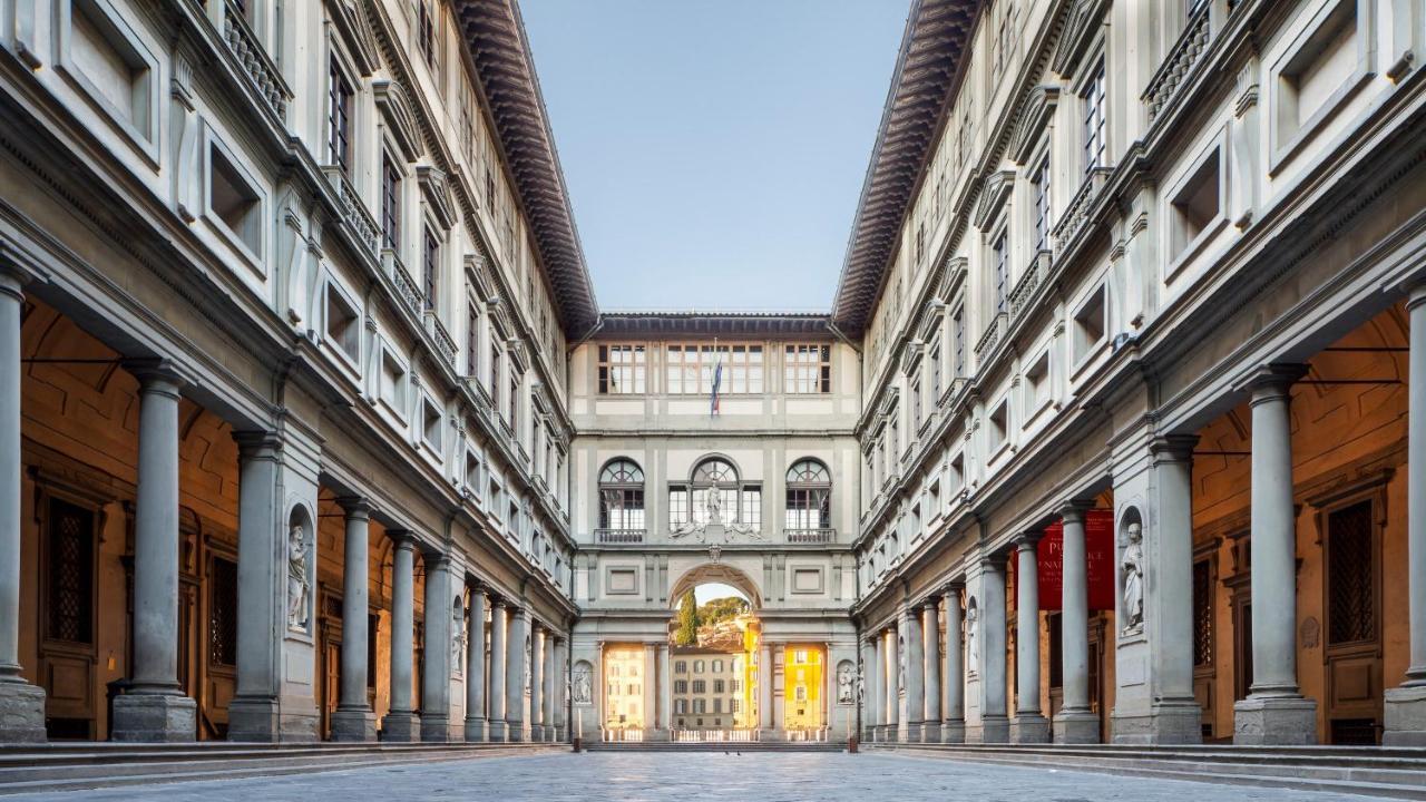 Historic Center Palace - Huge 4 Bedrooms Santa Croce Apartment - By LikehomeFirenze Kültér fotó