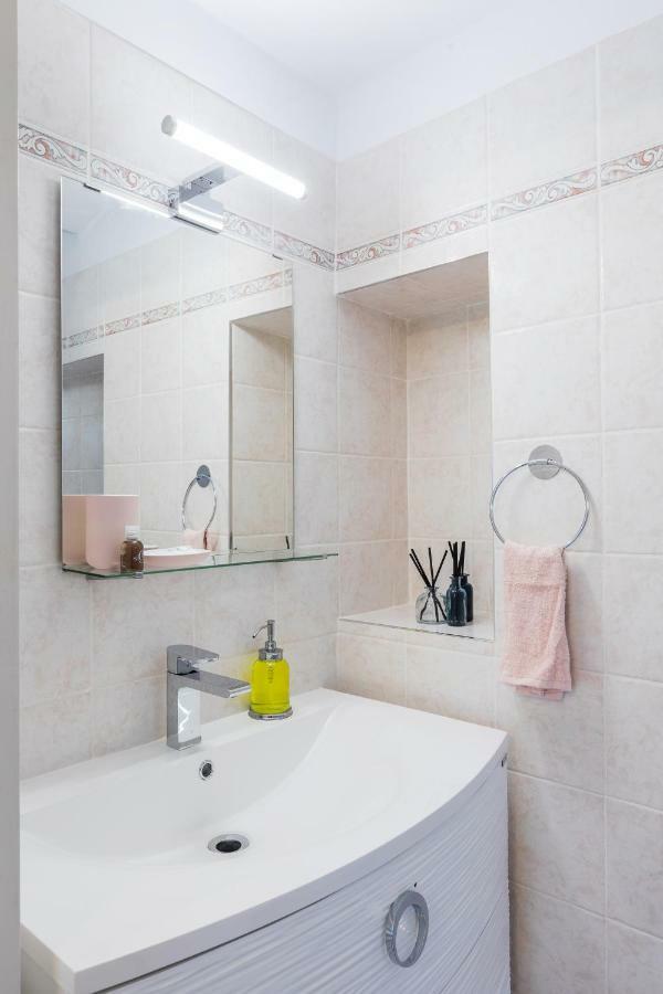 Historic Center Palace - Huge 4 Bedrooms Santa Croce Apartment - By LikehomeFirenze Kültér fotó