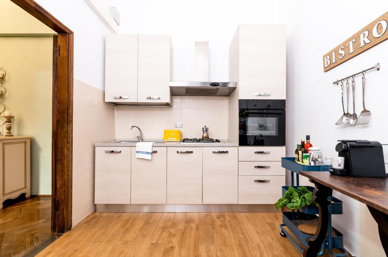 Historic Center Palace - Huge 4 Bedrooms Santa Croce Apartment - By LikehomeFirenze Kültér fotó